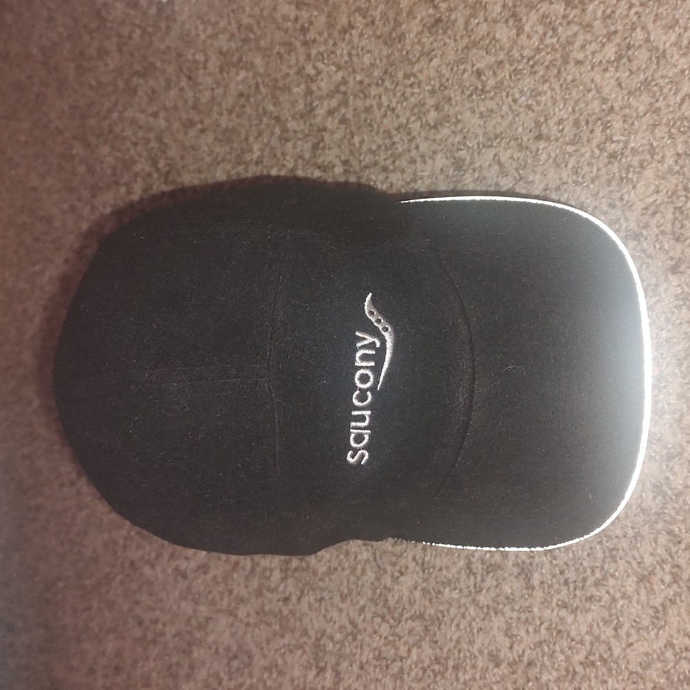 Saucony Polyester Running Strapback Hat Black w/ Ear Flaps OSFM